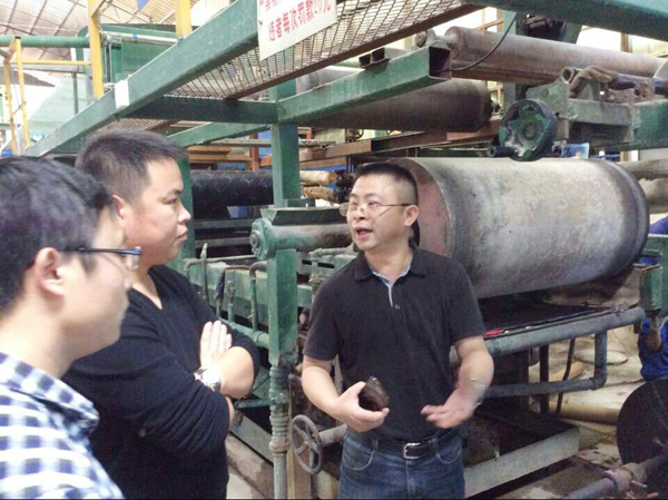 南寧工廠劉廠長(zhǎng)詳細(xì)介紹青龍產(chǎn)品 防水