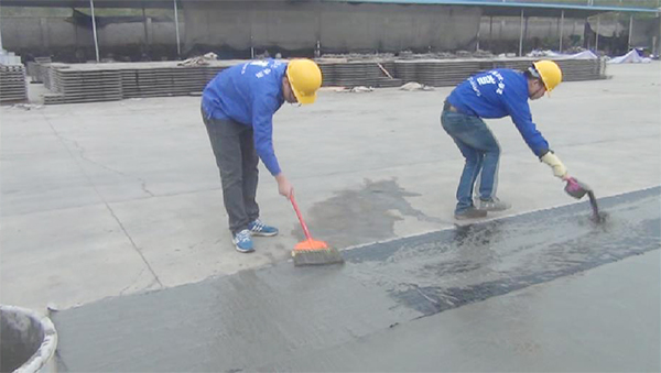 pcm反應(yīng)粘卷材施工現(xiàn)場 佛山防水